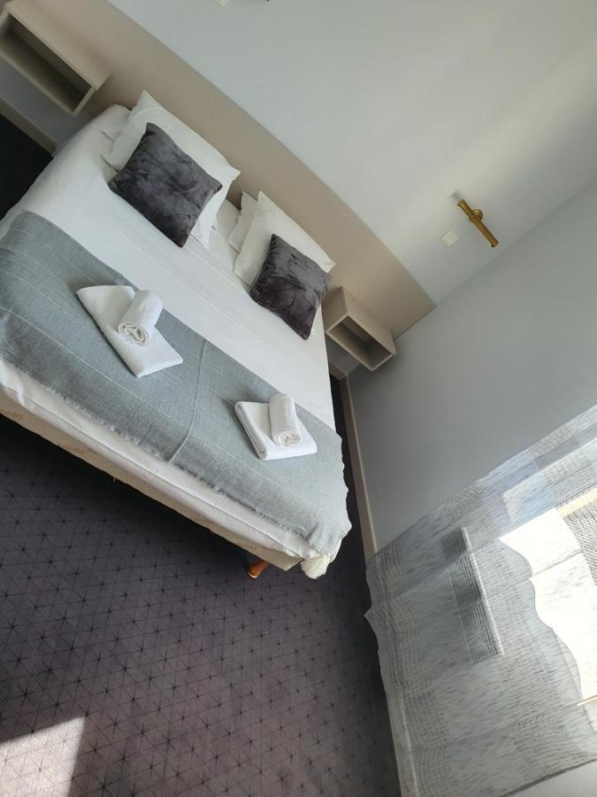 Salies-du-Salat Hotel Du Parc מראה חיצוני תמונה